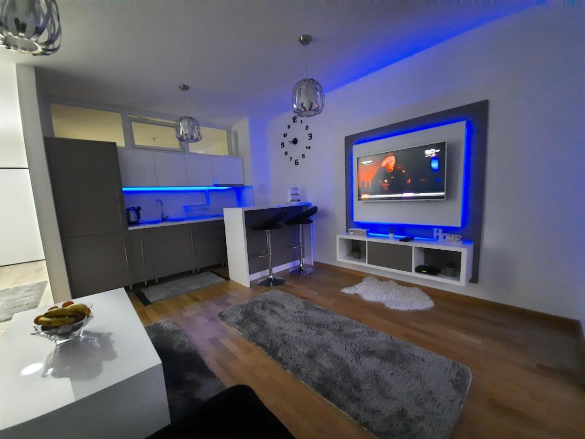 Apartman Bulevar Sarajevo - Free Parking Exterior foto
