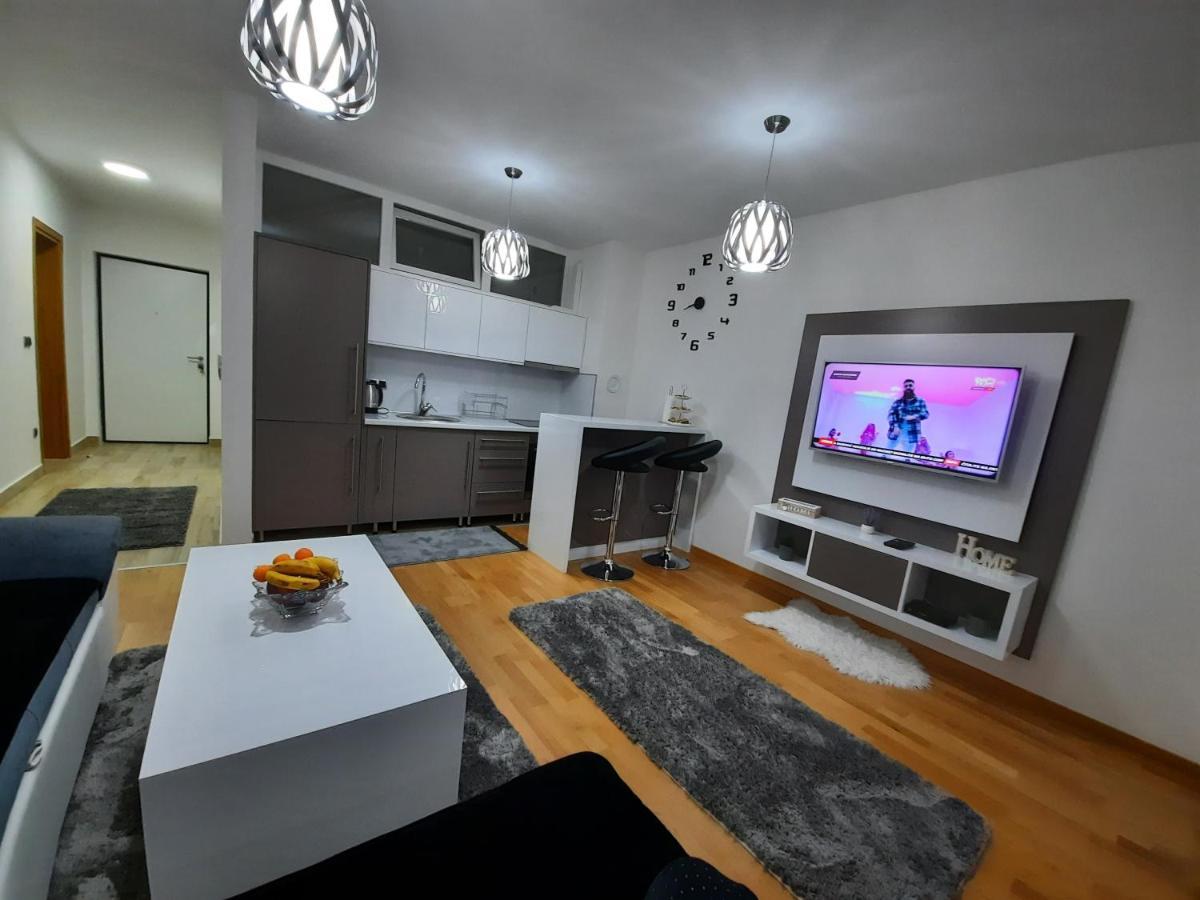 Apartman Bulevar Sarajevo - Free Parking Exterior foto