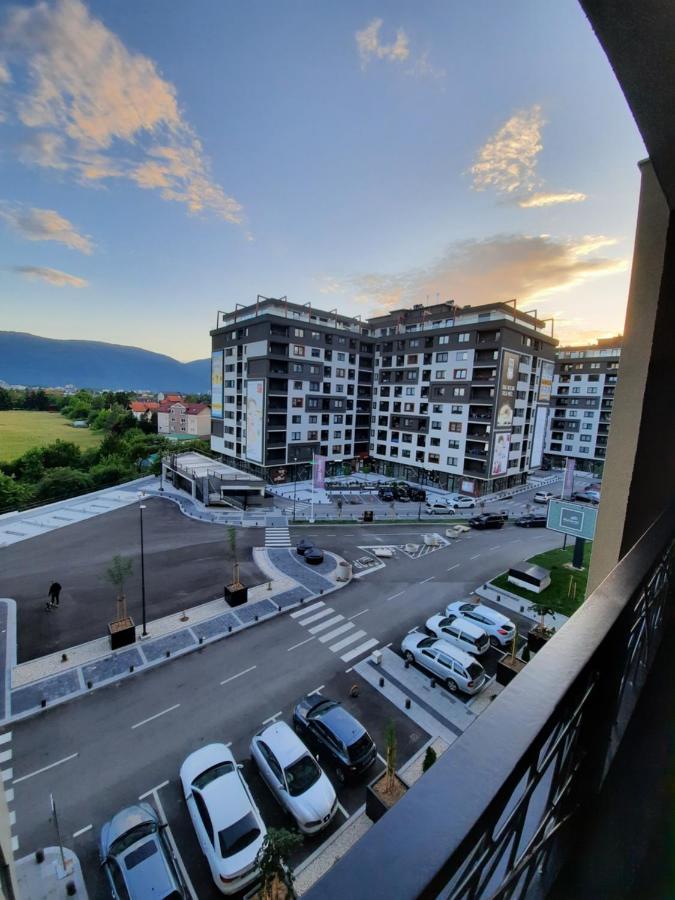Apartman Bulevar Sarajevo - Free Parking Exterior foto