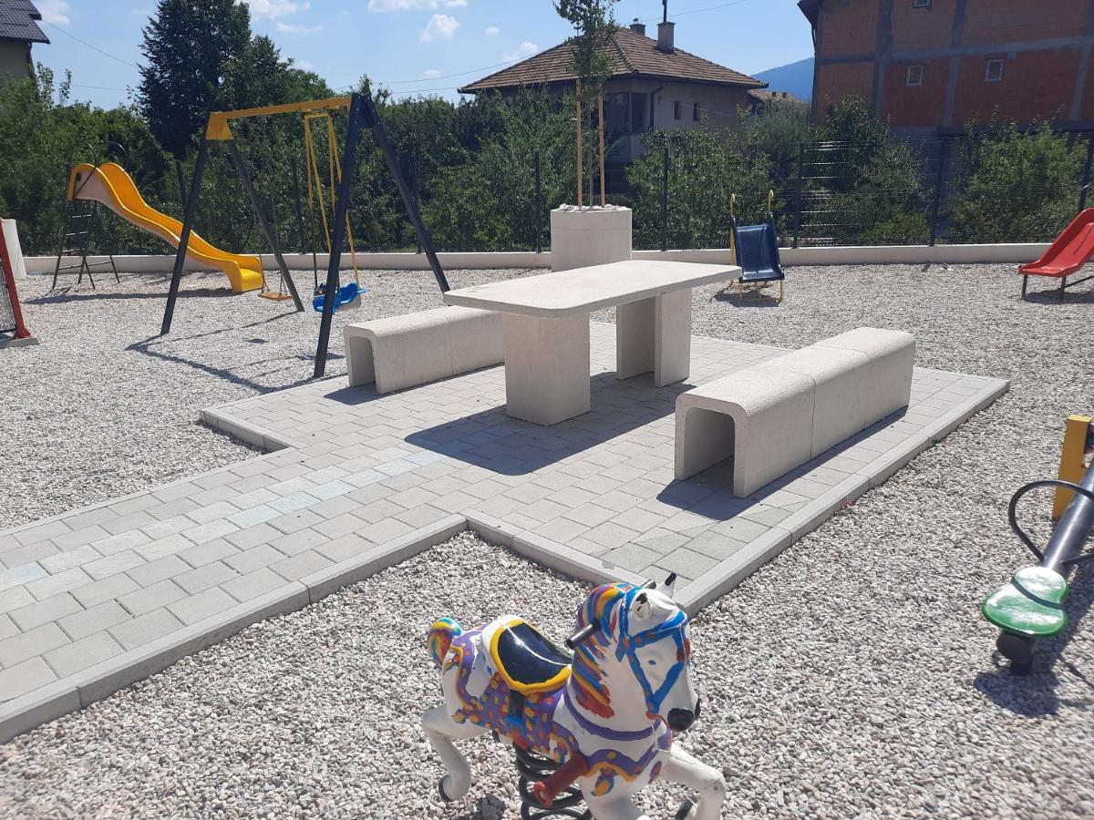 Apartman Bulevar Sarajevo - Free Parking Exterior foto