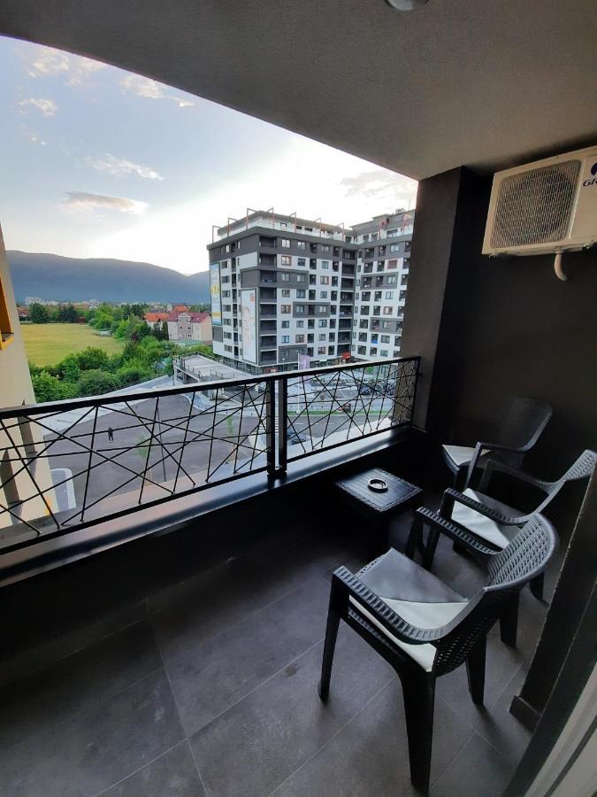 Apartman Bulevar Sarajevo - Free Parking Exterior foto