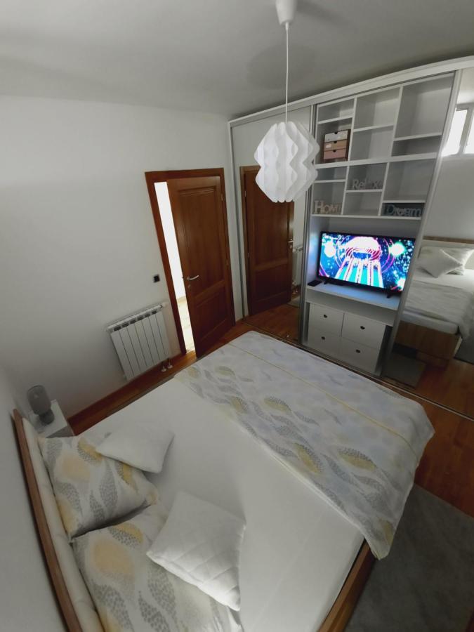 Apartman Bulevar Sarajevo - Free Parking Exterior foto