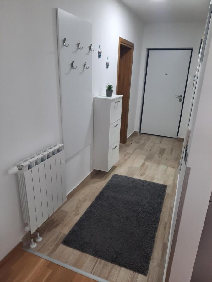 Apartman Bulevar Sarajevo - Free Parking Exterior foto