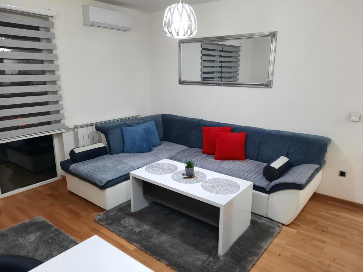 Apartman Bulevar Sarajevo - Free Parking Exterior foto